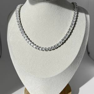 Cadena de tenis de diamante de corte princesa de 5,00 MM para mujer - Product Image 3