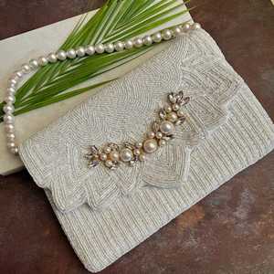 Pochette à broderie blanche et multi pochette en coton personnalisée - Product Image 3