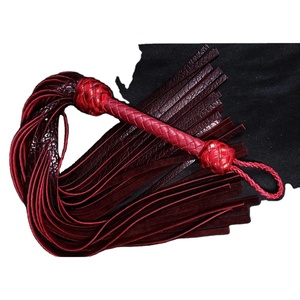 แส้หนังทำมือแบบกำหนดเอง รุ่นใหม่ล่าสุด อุปกรณ์บอนด์เดจสำหรับผู้ใหญ่ มาตรฐานสากล พร้อมกระเป๋า - Product Image 2