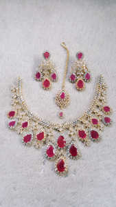 Ensemble de bijoux de mariage glamour déclaration collier de Style indien Jhumka boucles d'oreilles or rouge profond classique en acier inoxydable principal - Product Image 5