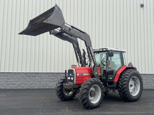 เครื่องจักรกลการเกษตร Massey Ferguson 6180 รถแทรกเตอร์สำหรับฟาร์ม จัดส่งรวดเร็วจากผู้จัดจำหน่ายที่เชื่อถือได้ - Product Image 3