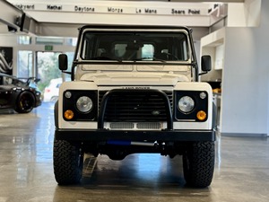 รถแลนด์โรเวอร์ ดีเฟนเดอร์ 90 V8 4WD ปี 1997 คุณภาพดี มือสอง - พร้อมส่ง - Product Image 2