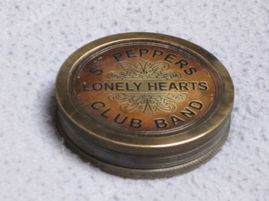 Brújula de poema de corazón solitario de latón personalizado, regalo único, brújula de bolsillo grabable para acampar y viajar - Product Image 2