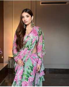 Nouvelle collection de saris de prêt-à-porter de créateur pour les mariages et les fêtes Nouveaux vêtements ethniques indiens et pakistanais - Product Image 4