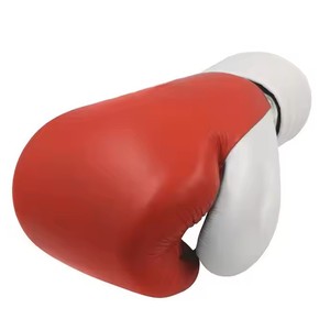 Gants de boxe de poinçonnage de couleurs uniques rouge et blanc avec travail personnalisé à la demande du client travail professionnel disponible pour les hommes - Product Image 2