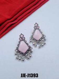 ชุดเครื่องประดับหลากสีสำหรับผู้หญิงตุ้มหูอัลลอยออกซิไดซ์แนววินเทจ8สีแบบโบฮีเมียน - Product Image 4