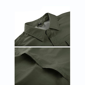 Camisa Formal de Manga Larga para Hombre, Color Verde Oliva, con Bolsillos en el Pecho, Cuello Mao, Cierre con Botones de Cuerno, Patrón de Camuflaje, Tela Dobby - Product Image 4