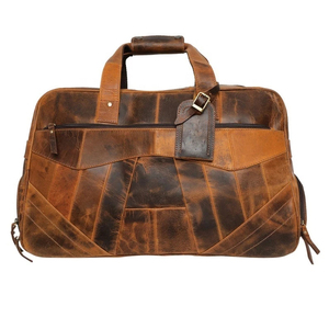 Bolsa de Viaje de Fin de Semana de Cuero con Cierre de Cremallera, Diseño Resistente - Product Image 1