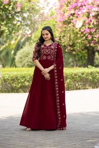 Magnifique Robe Longue Anarkali Indienne Élégante pour Femme avec Dupatta en Tissu Vichitra, Longueur 56 Pouces, Broderie, Idéale pour Mariage et Fêtes - Product Image 4