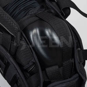 Design personnalisé Hockey sur glace Poitrine Protection du visage Formation Hommes Hockey sur glace Poitrine Garde 2024 - Product Image 5