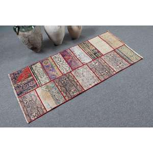 Alfombra Turca Vintage Pequeña de 2.5x5.3 pies (75x163 cm), Alfombra Roja a Rayas - Product Image 2