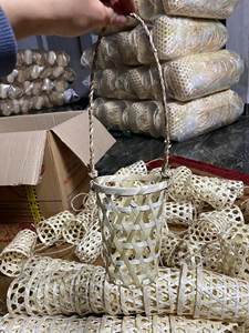 Fabricante de Artesanías de Vietnam / Portavasos de Bambú de Estilo Rústico para Exhibición en Mostrador de Cafetería, Organizador de Bebidas Natural para Tiendas - Product Image 3