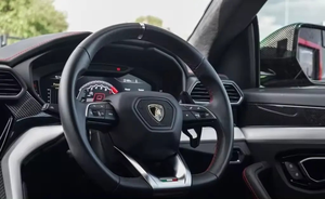 2024(70) 4.0 V8 5d 250-300Ps 5 Puertas HUD+B&O+ADAS PACK Volante a la Izquierda Asientos de Cuero Cámara Trasera Pago por Accidente - Product Image 3