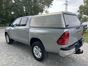 2018 para Toyota Hilux GCC AWD usado con asientos de cuero ligero R20 neumáticos ACC Control de crucero Euro6 emisión dirección izquierda - Product Image 3