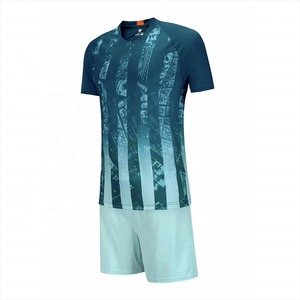 Conjuntos de camisetas de fútbol con sublimación, camisetas de media manga para equipos profesionales, uniformes de fútbol ligeros personalizados - Product Image 2