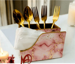 Porte-couverts classique en bois MDF multicolore avec porte-serviettes élégant tapis et coussinets organisateur de couverts - Product Image 1