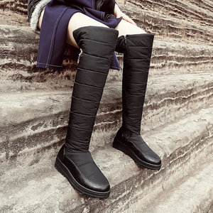 Bottes de neige montantes en daim antidérapantes avec doublure thermique, confortables, en fausse fourrure et caoutchouc, idéales pour l'hiver et l'automne - Product Image 4