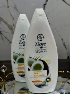 Lotion hydratante formule légère Dove Pro Age pour une protection longue durée. - Product Image 3