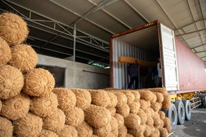 Coir <b>Log</b> for Agriculture and Forestry Applications Durable Coconut Fiber Roll Controlling Water Flow and Soil Blue Lotus Cherish - Product Image 3