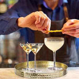 Plateau de service en métal fabriqué à la main de haute qualité avec un design unique pour cadeau et usage domestique pour l'exportation mondiale - Product Image 2