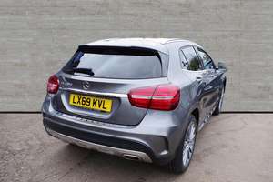 MERCEDES-BENZ GLA 1.6 GLA180 AMG LINE EDITION 2020 USADO EN BUEN ESTADO, VOLANTE A LA IZQUIERDA/DERECHA - Product Image 3