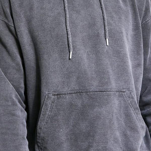 Custom Sun Faded Acid Washed Oversize Serigrafía logo 450GSM Heavyweight Dark Grey Faded Boxy Fit Acid Wash Distress Hoodie - Product Image 3