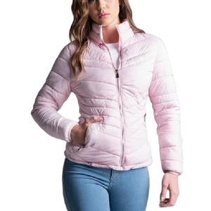 Veste matelassée pour femme de haute qualité, couleur personnalisée, avec rembourrage en coton respirant, fournisseur de tricot - Product Image 3