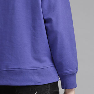 Sweat-shirts d'hiver pour femmes à col rond, coupe classique, en polaire respirante, avec logo personnalisable sur le devant, couleurs et logo personnalisables - Product Image 6