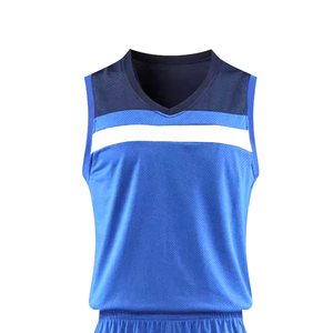 Ensemble de maillot et short de basketball léger en polyester respirant 2025 personnalisable par transfert thermique – Couleur et équipe personnalisées - Product Image 2