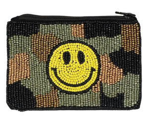 Monedero Ovalado de Calidad Avon, Bordado con Cuentas de Semillas, con Anillo Metálico, por MD HANDICRAFTS - Product Image 1