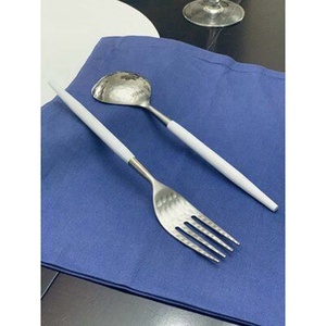 Vente chaude Nouveau Design Élégant En Acier Inoxydable Royal Hôtel Couverts Argent Miroir Poli Argenterie Couverts Élégants - Product Image 4