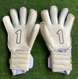 Gants de gardien de but de football professionnel de haute qualité pour les gardiens de but Gants de football en latex avec coupe négative et protège-doigts - Product Image 2