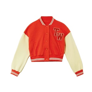 แจ็คเก็ตวาร์ซิตี้แฟชั่นใหม่สำหรับผู้หญิง ฤดูหนาว ระบายอากาศได้ดี ผลิตจากหนังแท้และขนสัตว์/โพลีเอสเตอร์ พร้อมกระดุมและกระเป๋าด้านหน้า - Product Image 1