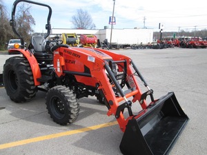 Tractor Agrícola Usado Bad Boy 4035H 4x4 con Bomba y Motor de 22HP, Alta Productividad, EN VENTA - Product Image 3