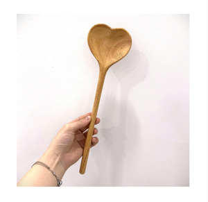 Cucharas de madera de mango largo para cocinar ollas profundas y preparar alimentos en la cocina - Product Image 1