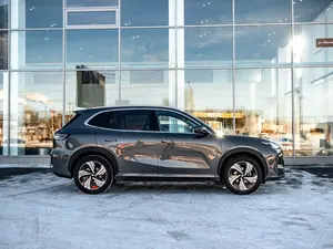 G l l L Y EV5 AWD SUV 2025 con Batería de Litio, Neumáticos R18, Asientos de Cuero, Techo Panorámico, Asientos Eléctricos de 110kWh+ - Product Image 5