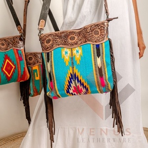 LW Fashion Sac à bandoulière en toile imprimé à franges en cuir de Bohème pour femmes Sangle unique en cuir véritable Multicolore Cross Body Hiver - Product Image 2
