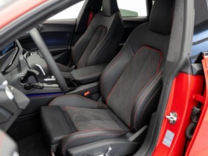 Audi A5 Sportback 2.0 AMT 204 hp 4WD Gasolina Automático Rojo Limpio, Sedán con Volante a la Izquierda/Derecha - Product Image 5
