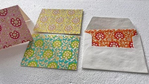 Sobres de tarjetas de papel hechos a mano ecológicos, serigrafía impresa, tintes naturales, algodón reciclado, arte popular, regalo de boda tradicional - Product Image 2