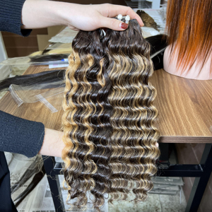 Mejor 100% Raw Virgin Deep Curly Hair en paquete de cabello ondulado vietnamita Extensión de cabello humano rizado Color de piano - Product Image 1
