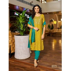 Conjunto Kurti de 3 piezas listo para usar de tela de rayón de primera calidad para mujer con trabajo bordado pesado a la venta a los mejores precios - Product Image 1