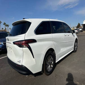 Toyota Sienna 2021 USADA EN PERFECTAS CONDICIONES - Product Image 2