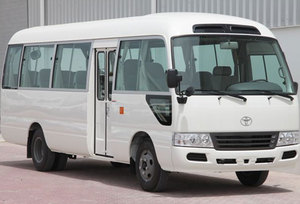 AUTO CLEAN PRE-OWNED Coaster Hiace Transporter avec transmission diesel manuelle 15 et 30 sièges - Product Image 2