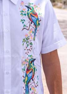 Camisa de manga corta bordada para hombre, camisa tradicional maxican con bordado floral, de estilo formal, guayabra, nueva - Product Image 4
