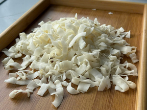 ชิปมะพร้าวกรอบขายดีขนมขบเคี้ยวสำหรับไอศกรีมเค้กขนมหวาน - Product Image 4