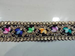 Chaniya Choli Étnico con Dupatta, Ribete de Encaje, Bordado con Lentejuelas, Ofertas al por Mayor, Poliéster Metálico para Zapatos - Product Image 6