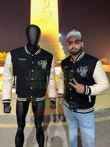 Université personnalisée de qualité supérieure avec patchs brodés Unisexe Laine Cuir USA Taille Prix de gros Collège Veste de baseball pour hommes - Product Image 6