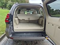 Voiture d'occasion super performante Toyota Land Cruiser Prado VX Limited 2.8D 6AT 4WD SUV 2023, livraison mondiale