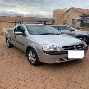 OPEL CORSA UTILITY 1.8I 2007 D'OCCASION CÔTÉ GAUCHE/DROIT - Product Image 1