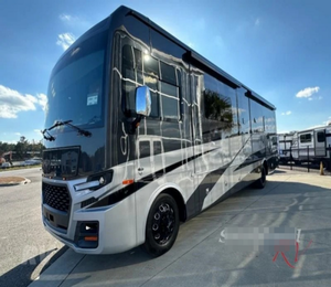 NUEVO Autocaravana T-I-F-F-I-N A-L-L-E-G-R-O OPEN ROAD 34PA 2026 DISPONIBLE PARA LA VENTA - Product Image 1